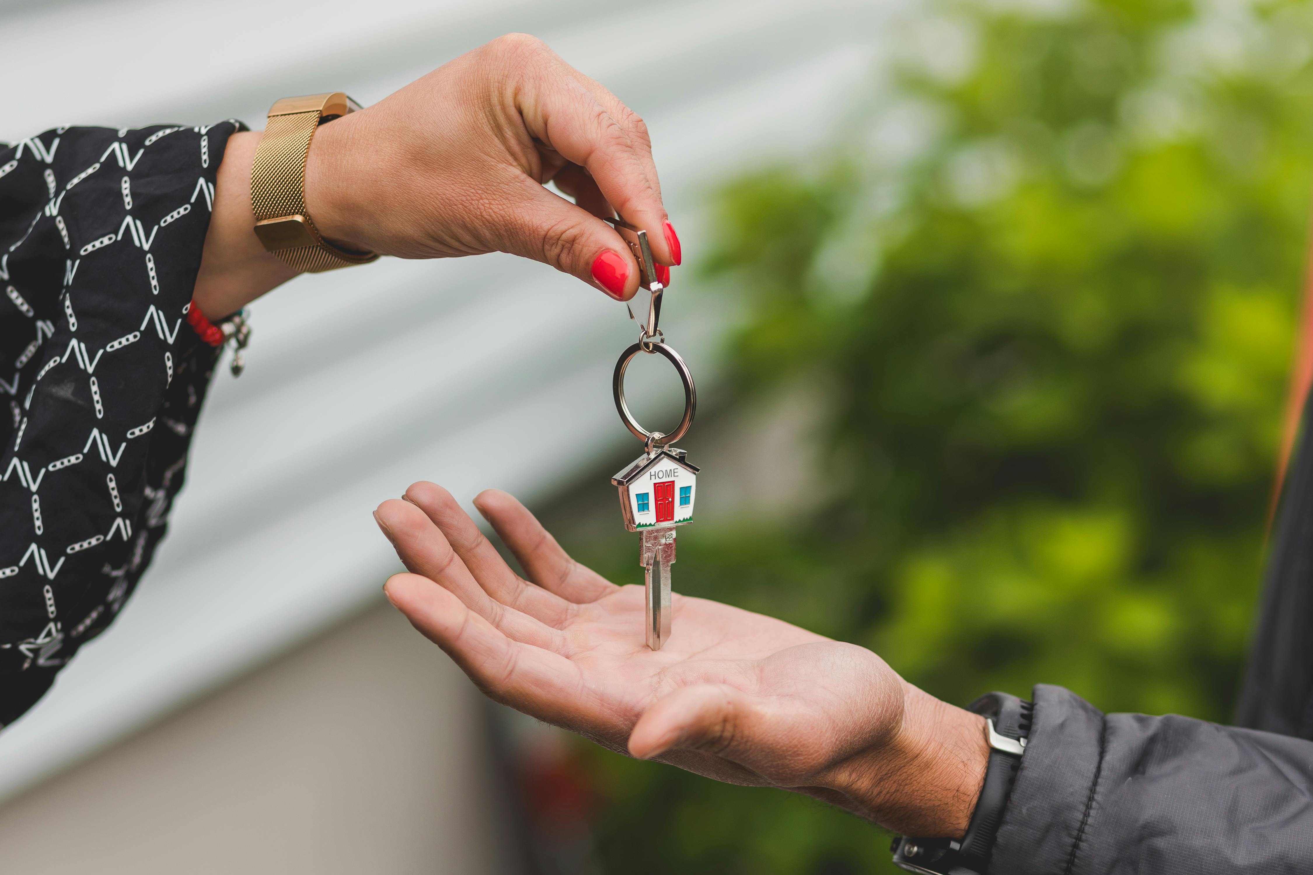 Property key handover between property professionals